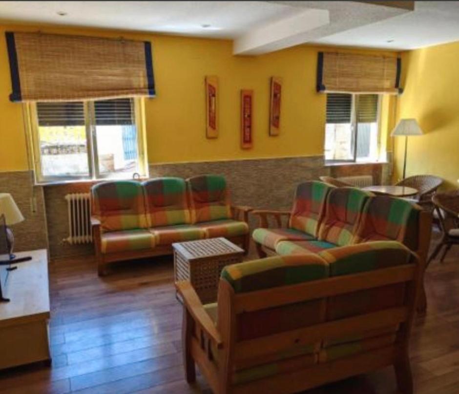 Hostal Casa Chore Hinojosa de Duero Eksteriør bilde